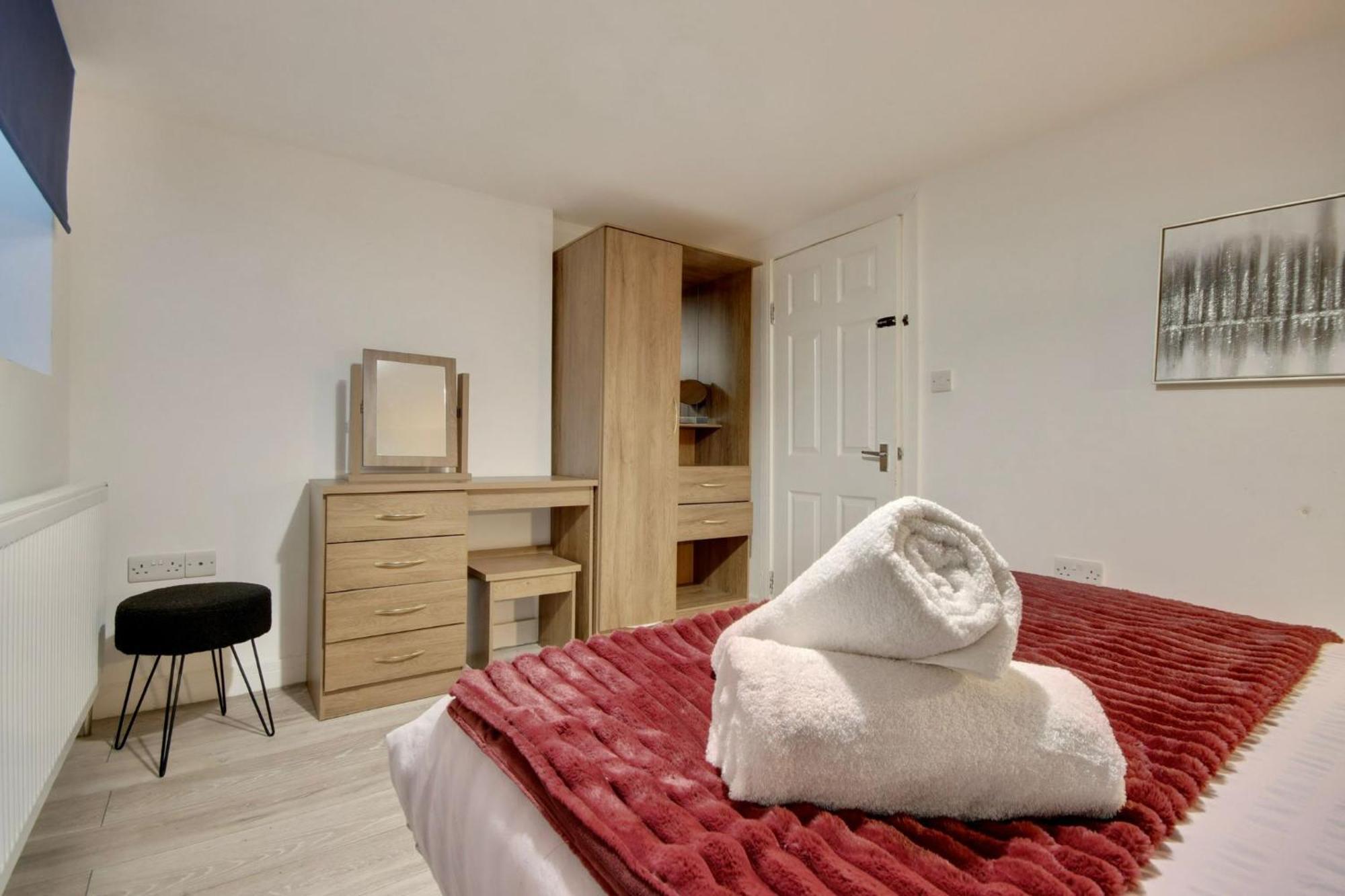 Southsea Getaway Apartment With Pool Table And Hot Tub Portsmouth Exterior foto